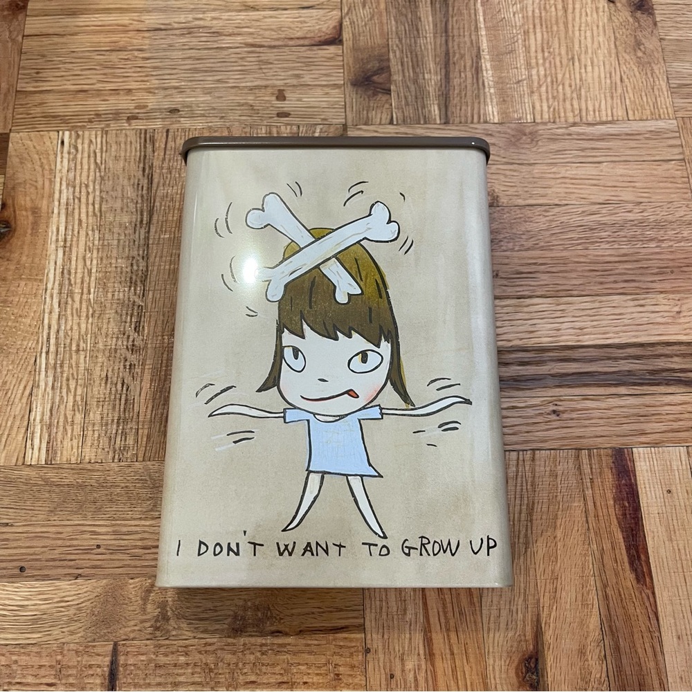 Rare Yoshitomo Nara Art Postcards & Sticker Tin – Japan